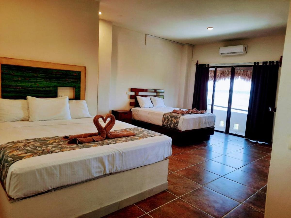 Porto Coral Hotel & Suites Mahahual Eksteriør billede